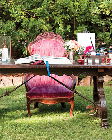 Mesa de libro de invitados